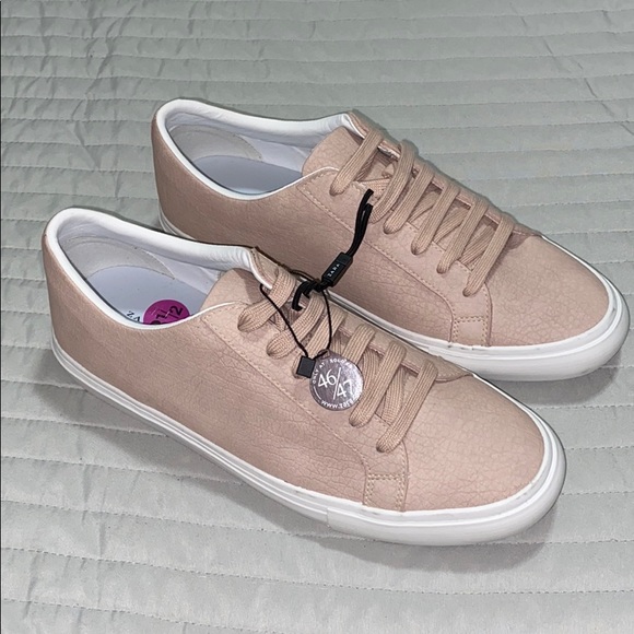 Zara Other - NWT ZARA man pink sneakers size 8.5